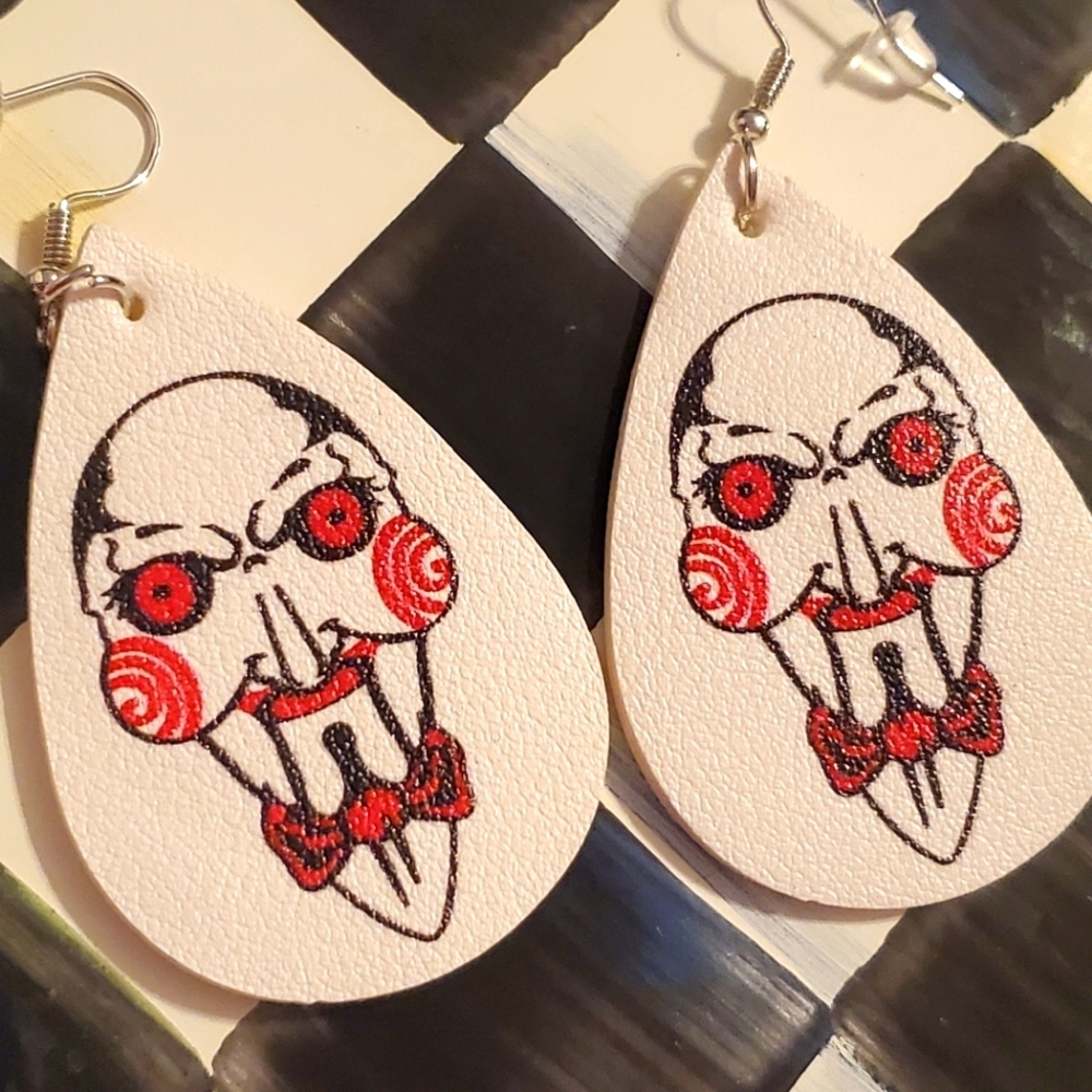 - Halloween jigsaw earrings